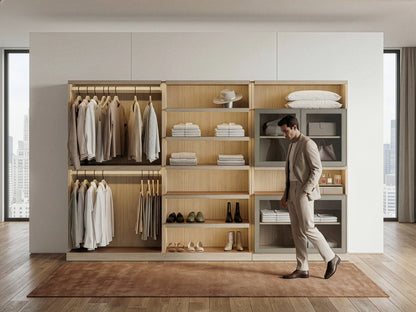 Mixed Storage as Wardrobe