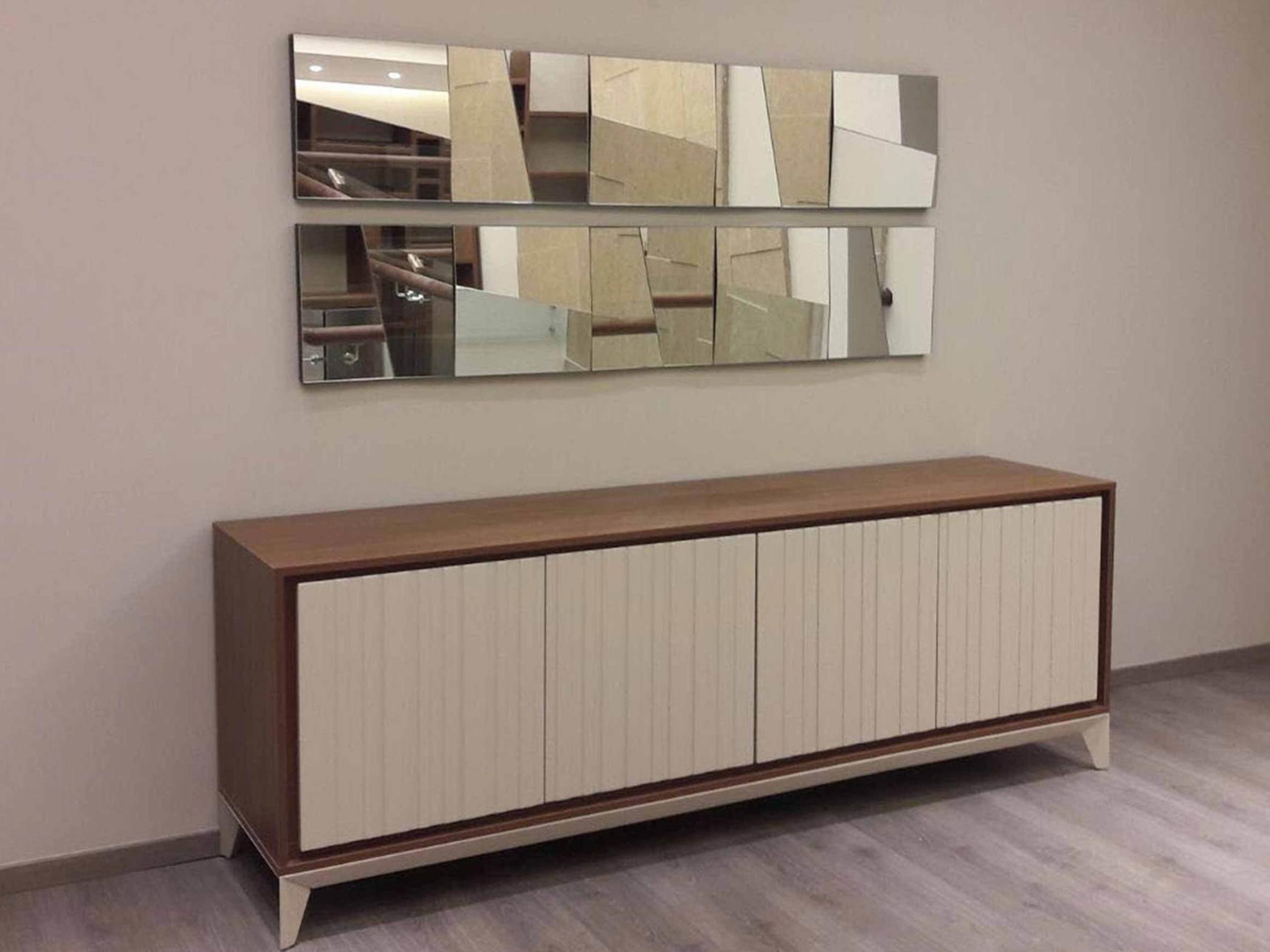 Crion Mirror Vertical